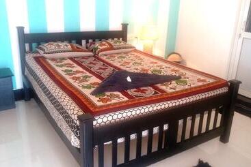 호텔 Layathraa Lake View Resort