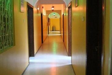Majan Guest House L.l.c
