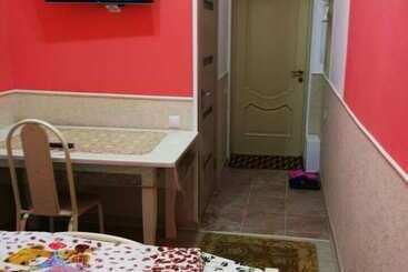 Mini Hotel Uyut On Prospekt Putina 8