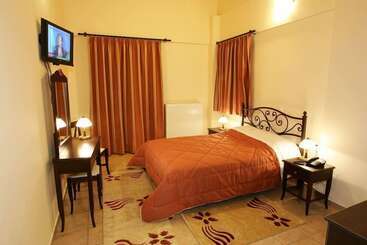 Пансион Amadriades