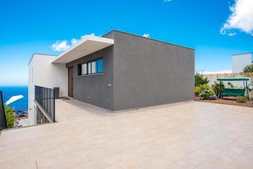 דירות לתיירים Villa Enjoy   By Lovelystay