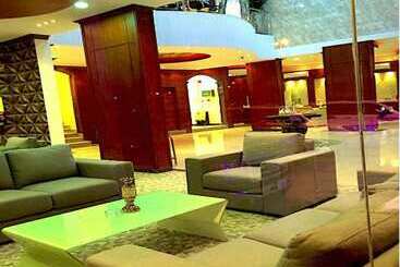 ホテル Almasah Altaj Apart