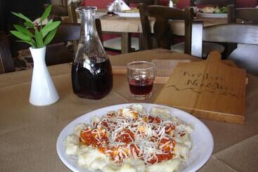 בית מלון כפרי Ktima Nikola