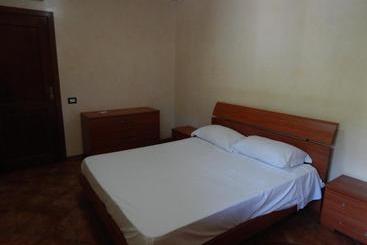 Rentopolis Villa Al Mareluna Village