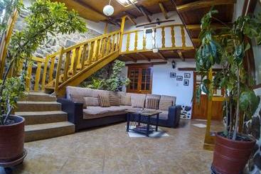 فندق La Casa Del Abuelo Riverside