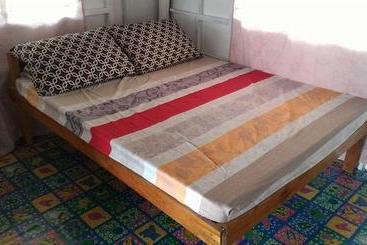 Pensjonat A.s.j. Backpackers Baler