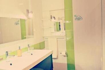 Пансион Residencia Praia Norte  Al