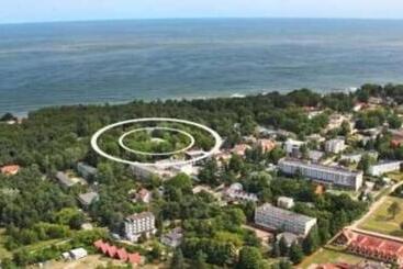 پانسیون Resort Moderna Jastrzębia Góra