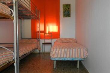 Albergue Casa Alberdi   Hostel