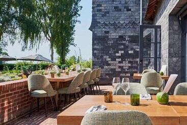 酒店 Les Jardins De Coppelia