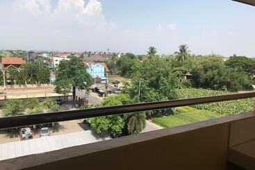 公寓式酒店  Nk Place