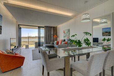 游客公寓 Uniquestay Paardevlei Square Apartment   Adults Only