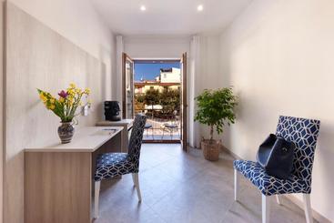 پانسیون Delle Rose Suites