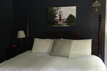 Отель Benjamin Prescott Inn