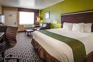Surestay Hotel By Best Western Floresville