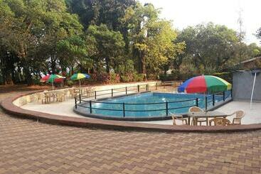 فندق Le Pearl Girija Resorts