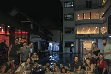 Nana Backpacker Hostel