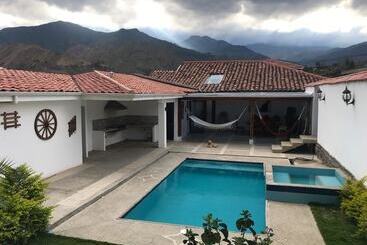 פנסיון Hostel Las Palmas