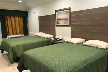 Отель Crown Inn Humble