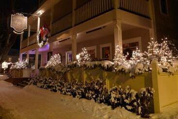 הוסטל Auberge Ayer S Cliff