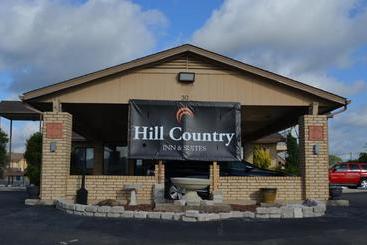 هتل Hill Country Inn And Suite