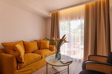 בית מלון כפרי La Piscine