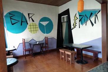Voa Descubra Hostel Bar