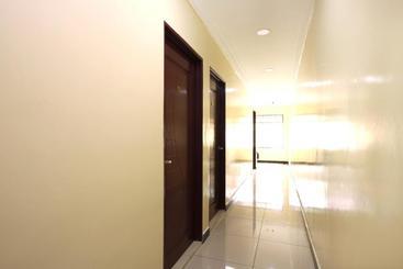 Dynamic Hotel By Oyo Rooms