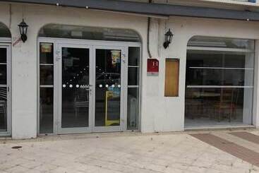 Отель L Albret Chr