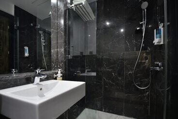 هتل Le Yacht Suites