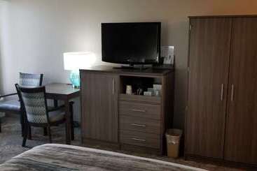 فندق Best Western Intracoastal Inn