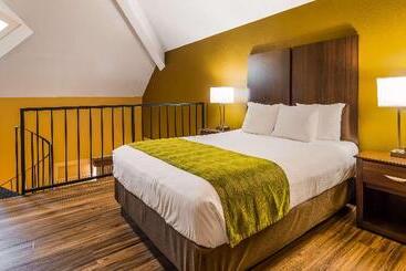 هتل Best Western Plaza Inn