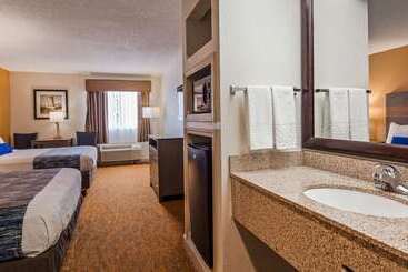 فندق Spark by Hilton Biloxi Ocean Springs