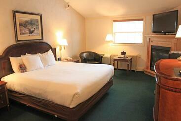 فندق Fireside Inn & Suites Waterville