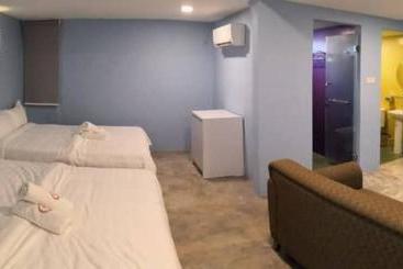 بنسيون Rick Home Teluk Intan