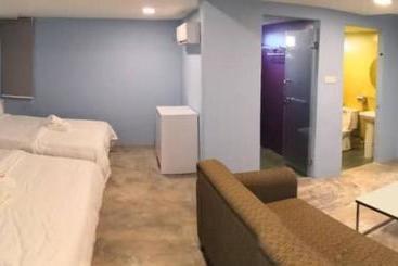 پانسیون Rick Home Teluk Intan