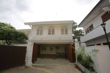 هتل Heladiva Residence Colombo 7