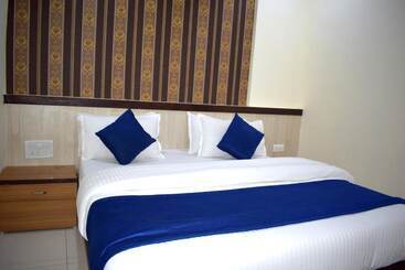 בית מלון כפרי The Lake Palace