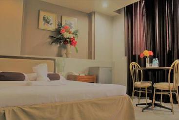 בית מלון כפרי Vcdu Prince  Inc