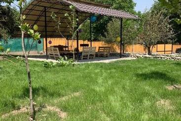 پانسیون Guest House Nauka#81