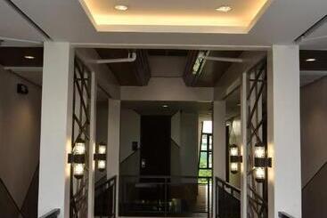 מלון דירות Andeo Suites