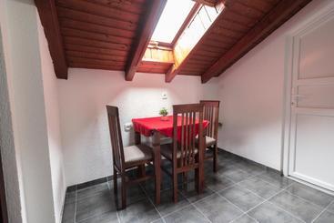 هتل Fantastik Apartments