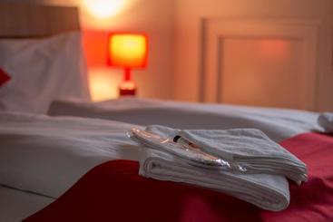 هتل Fantastik Apartments