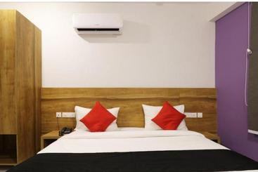 هتل Capital O 47534 Gazelle Inn