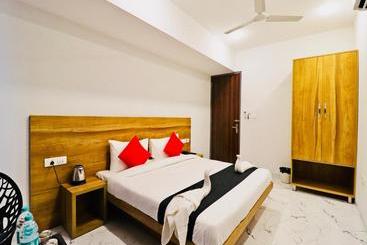 هتل Capital O 47534 Gazelle Inn