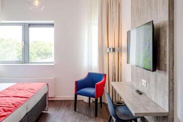 Отель Ibis Styles Almere