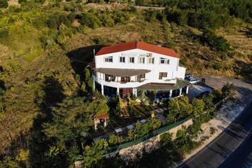 هتل Joni Restaurant