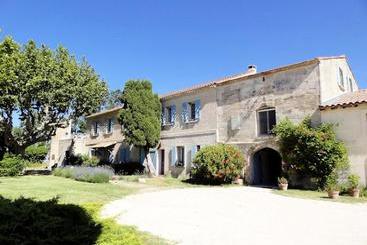 بنسيون Mas Du Grand Peloux