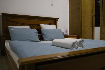 هاستل Oxeraak Thanh Phuong