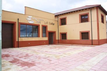 هتل Hostería Loft Boñar